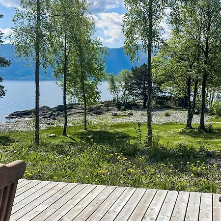 Awesome In With House A Panoramic View Holiday home Lavik (Sogn og Fjordane)