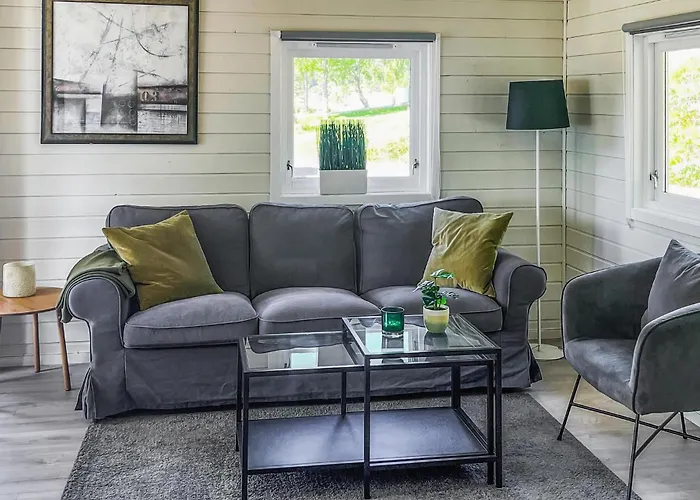 Prázdninový dům 2 Bedroom Awesome In Lavik (Sogn og Fjordane)