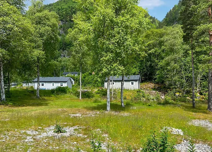 Prázdninový dům 2 Bedroom Awesome In Lavik (Sogn og Fjordane)